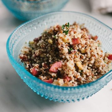 This cherry quinoa pilaf with pine nuts is an easy, seasonal, no fuss side dish. It's ready in less than 30 minutes and super customizable.