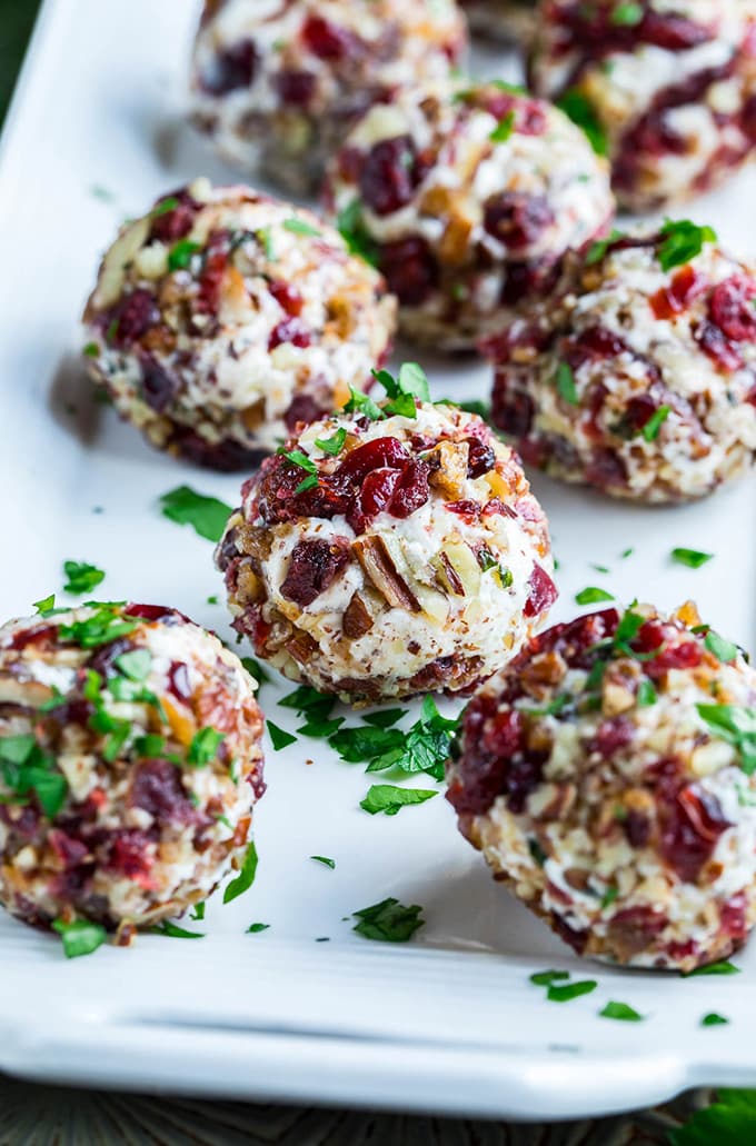 Holiday cocktail party season is just around the corner. Make your prep that much easier with one of these easy, fast, make-ahead cocktail party appetizers and hors d'oeuvres! #holidayparty #cocktailparty #appetizer #horsdoeuvres #recipe
