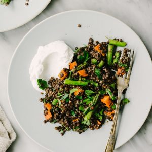 Elevate your meatless Monday game with these easy on the eyes, heavy on the flavor, vegan black lentils with roasted vegetables! Figuring out how to cook black lentils might seem intimidating, but I promise it's super easy. You'll be a pro in no time using my tried-and-true tips.
