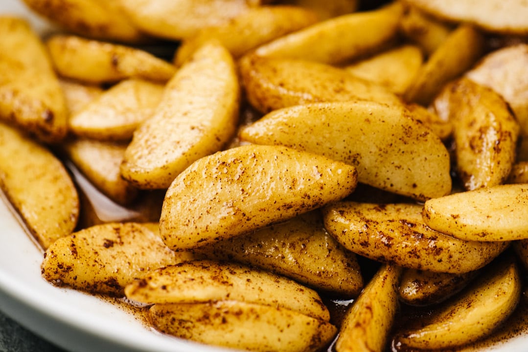 15Minute Air Fryer Apples Our Salty Kitchen